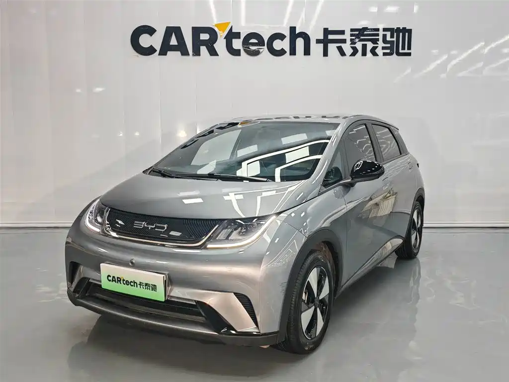 BYD Dolphin 2023