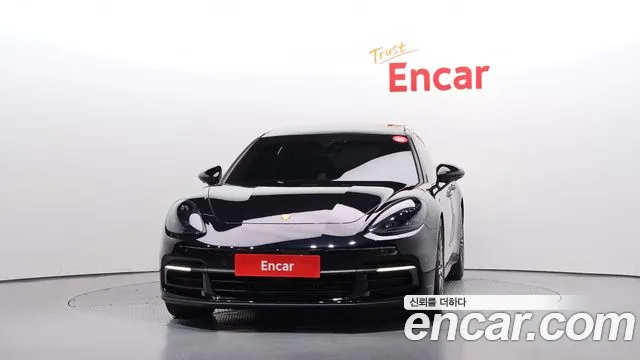 Porsche Panamera 2020