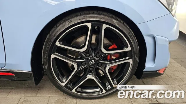 Hyundai Veloster 2021