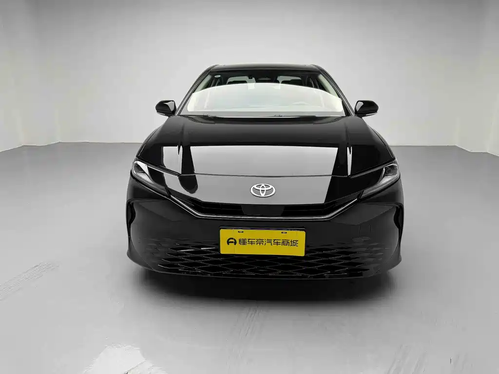 Toyota Camry 2024