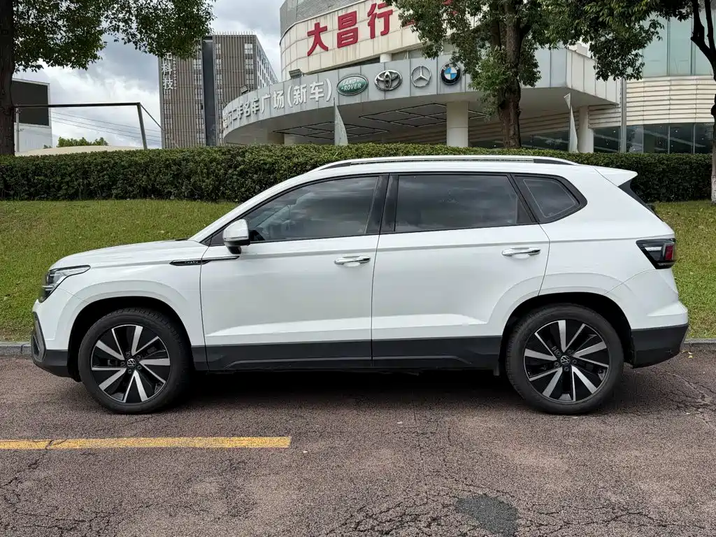 Volkswagen Tharu 2024