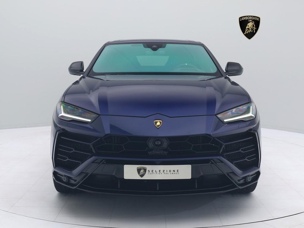 Lamborghini Urus 2021