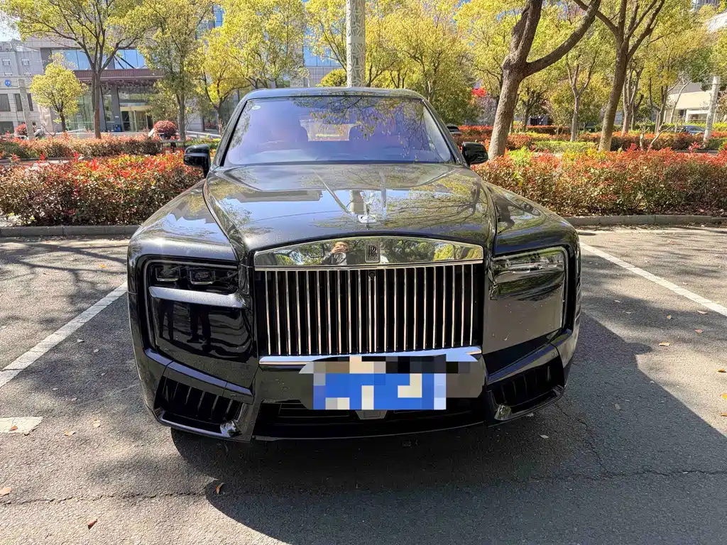 Rolls-Royce Cullinan 2025