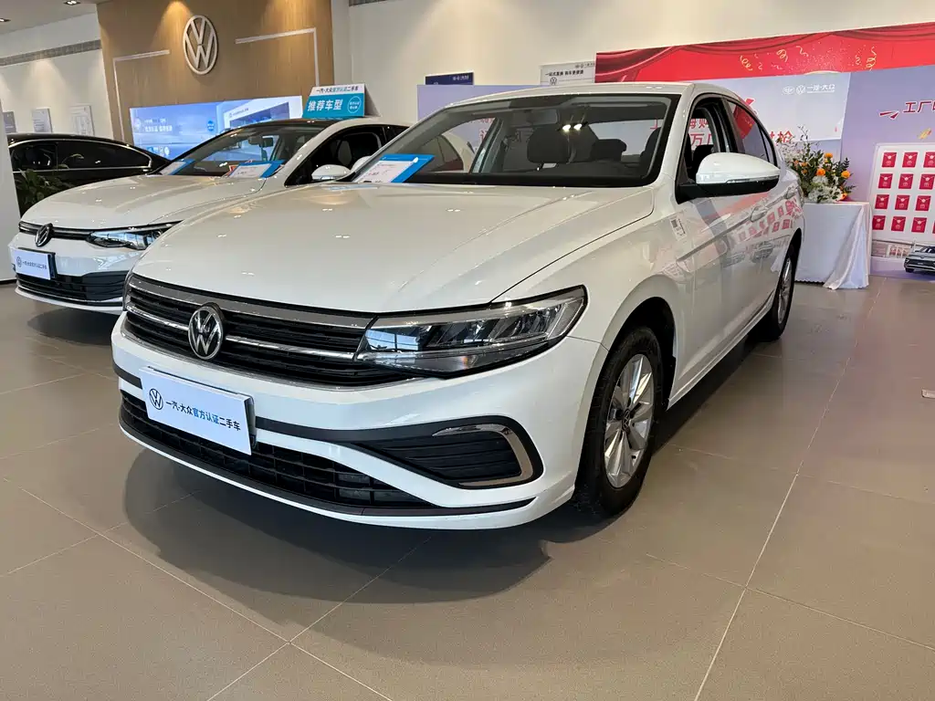 Volkswagen Bora 2024
