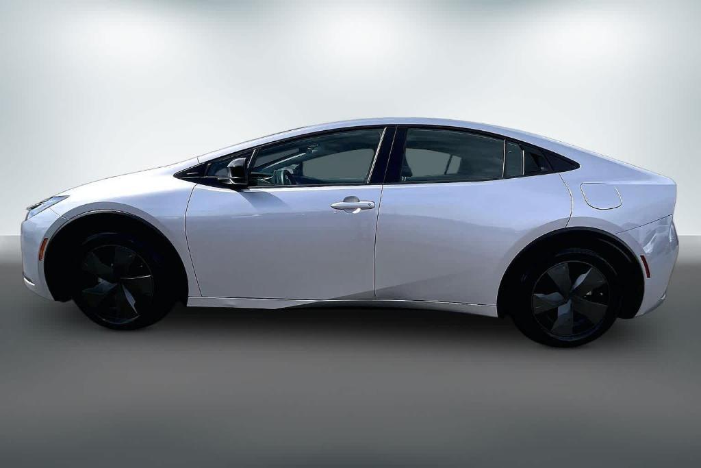 Toyota Prius 2025