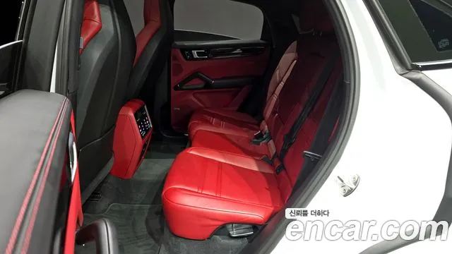 Porsche Cayenne 2020