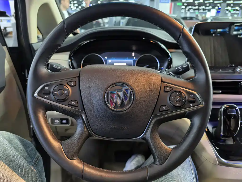 Buick GL8 2024