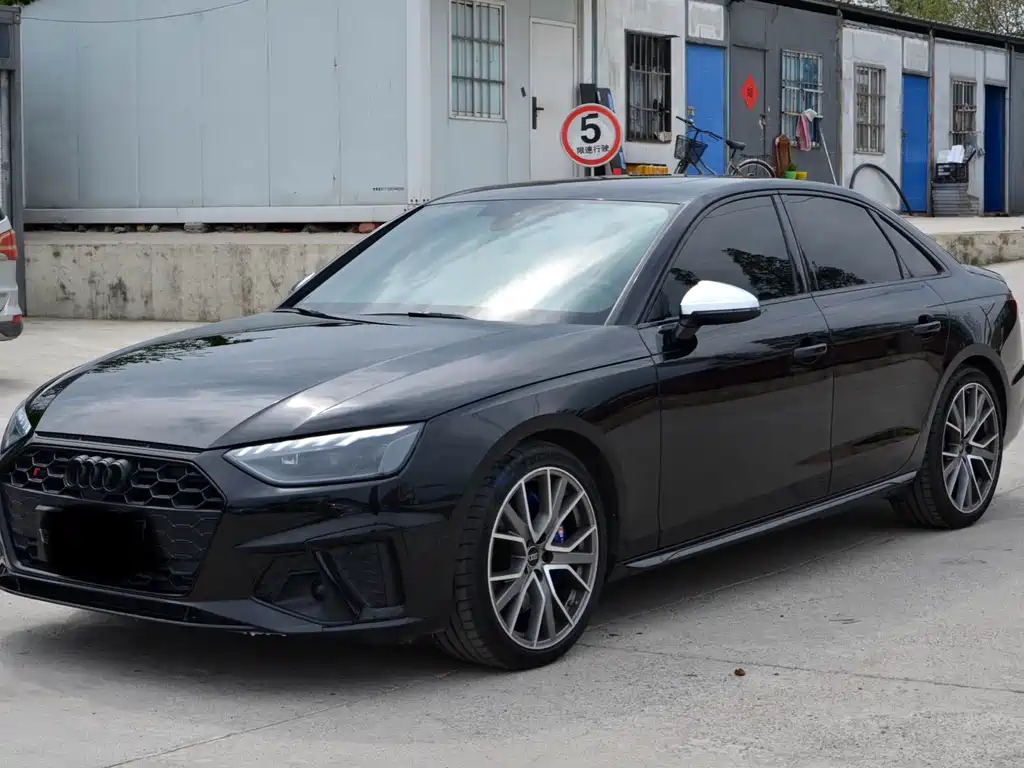 Audi S4 2025