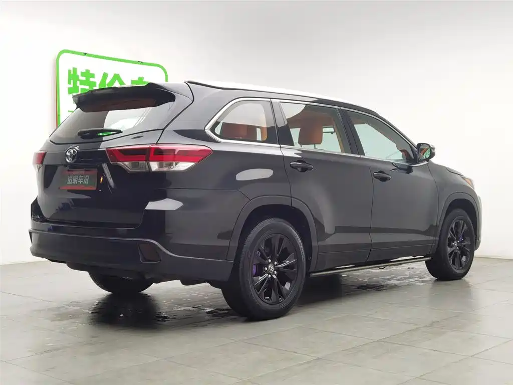 Toyota Highlander 2022