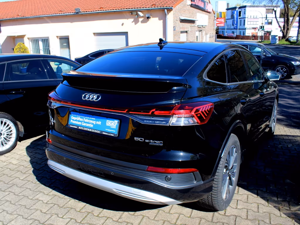 Audi Q4 2022
