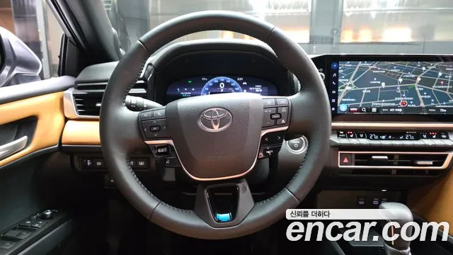 Toyota Camry 2025