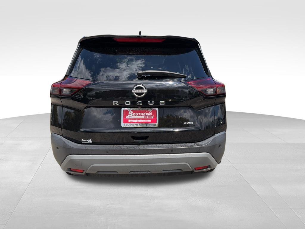Nissan Rogue 2023