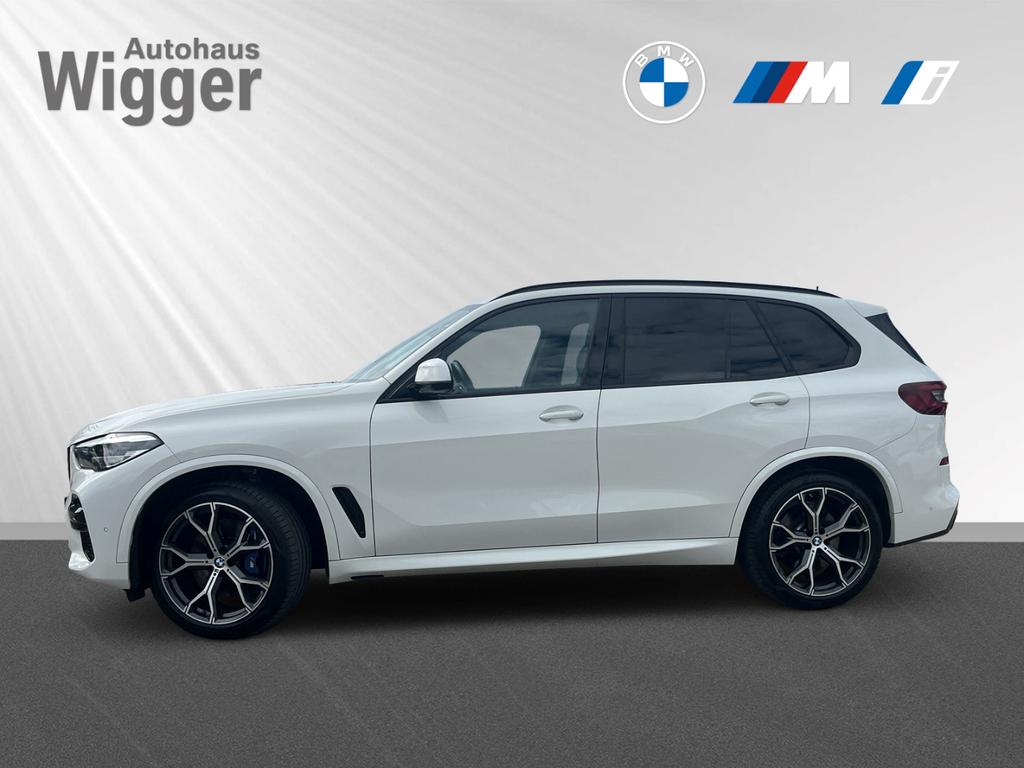 BMW X5 M50 2023