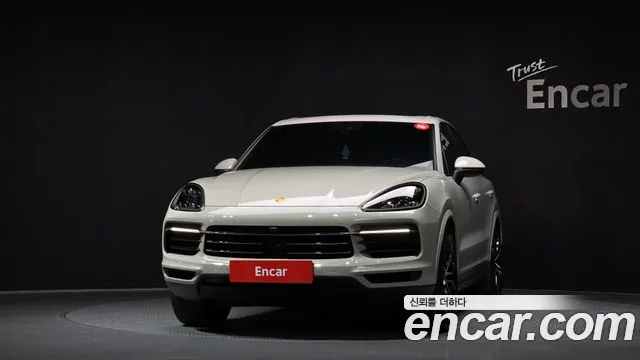 Porsche Cayenne 2022