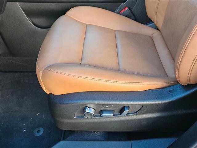 Cadillac XT4 2025