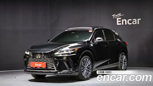 Lexus RX 2023