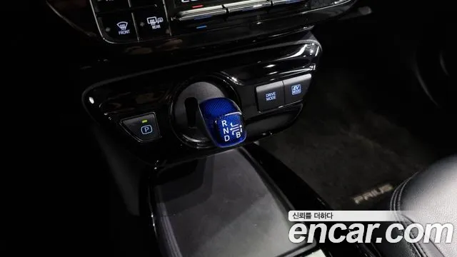 Toyota Prius 2021
