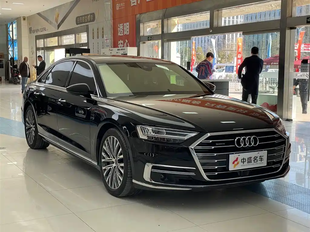 Audi A8 2022