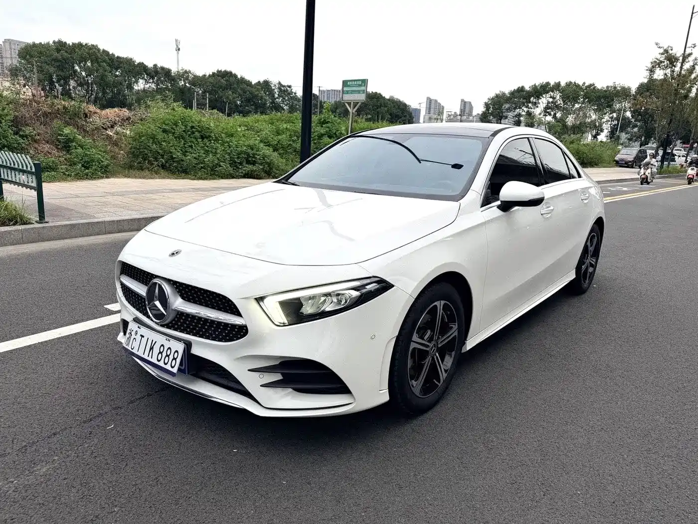 Mercedes-Benz A-Класс 2022