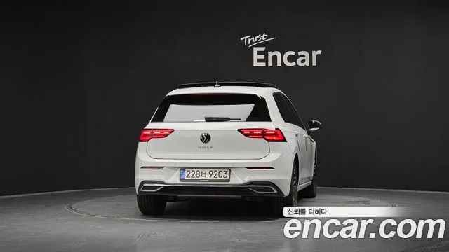 Volkswagen Golf 2022