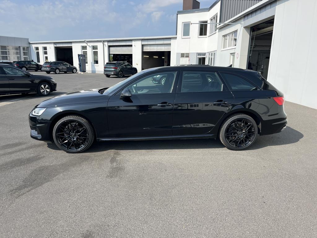 Audi A4 2023