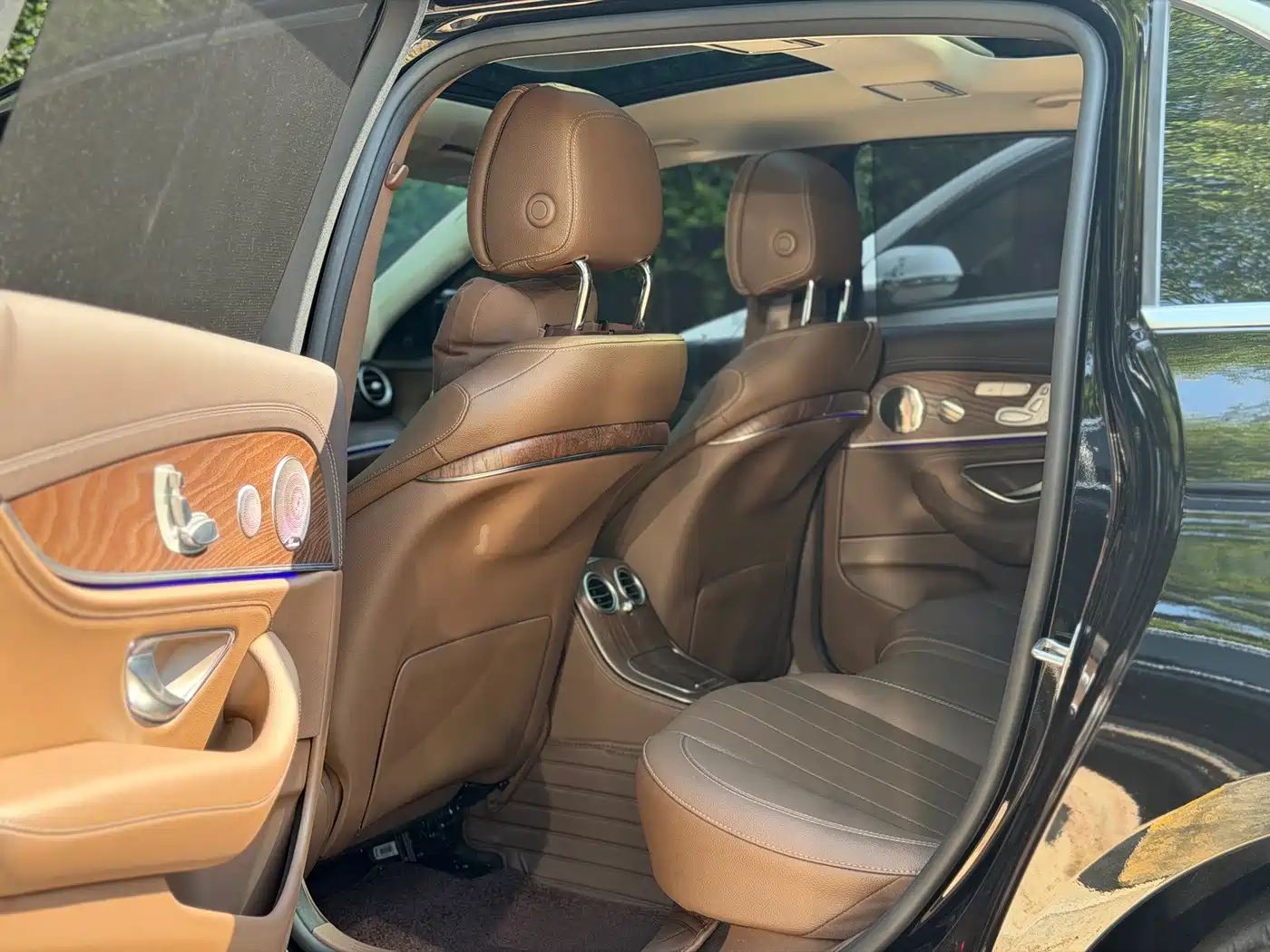 Mercedes-Benz E-Класс 2023