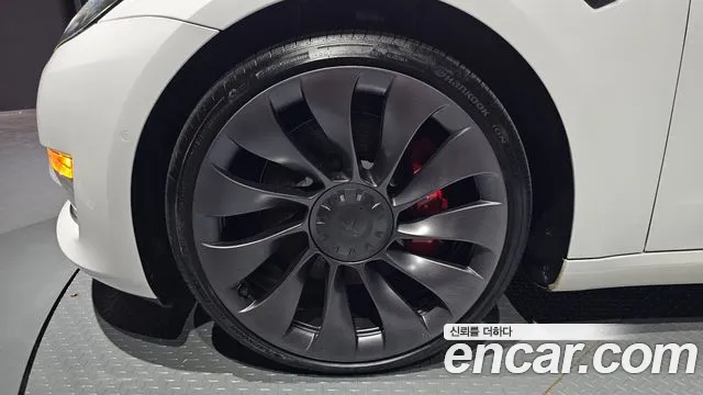 Tesla Model 3 2021