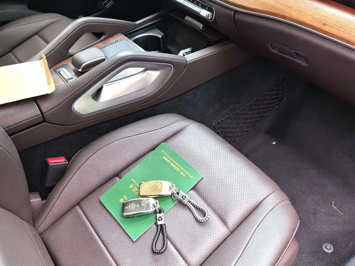 Mercedes-Benz GLE 2021