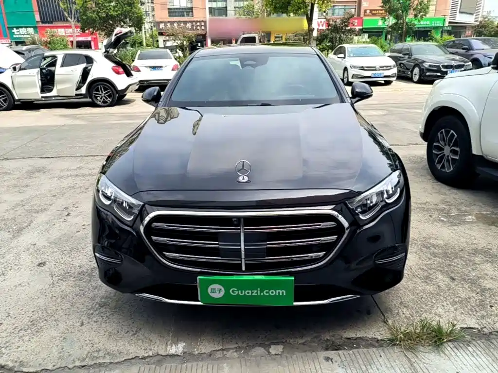 Mercedes-Benz E-Класс 2025