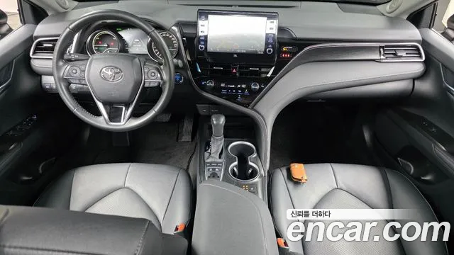 Toyota Camry 2023