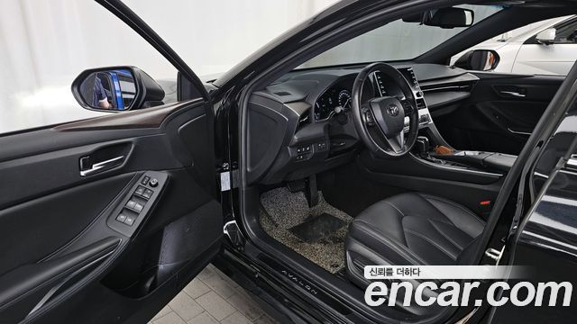 Toyota Avalon 2020