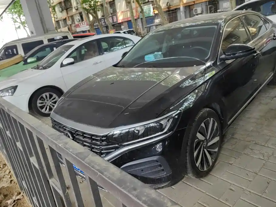Volkswagen Passat 2024