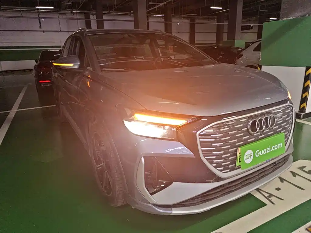 Audi Q4 e-tron 2025