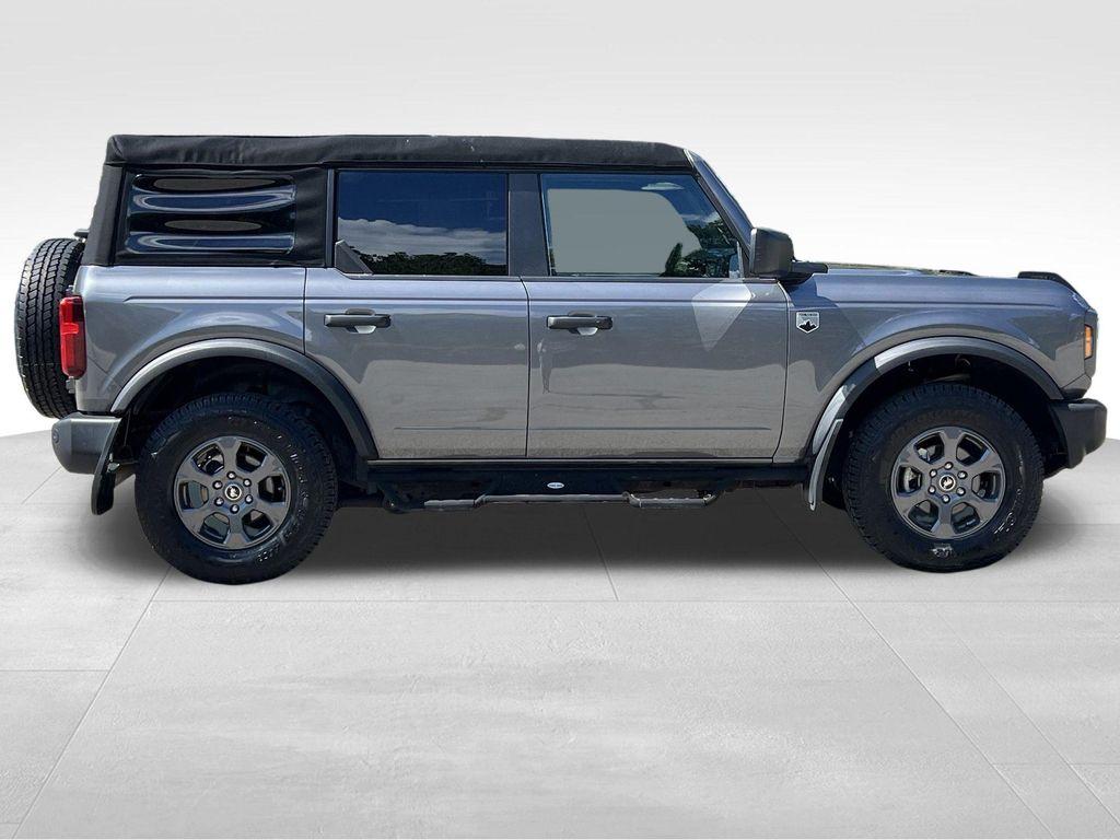 Ford Bronco 2024