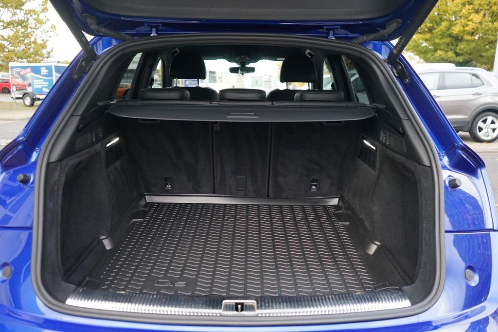 Audi SQ5 2022