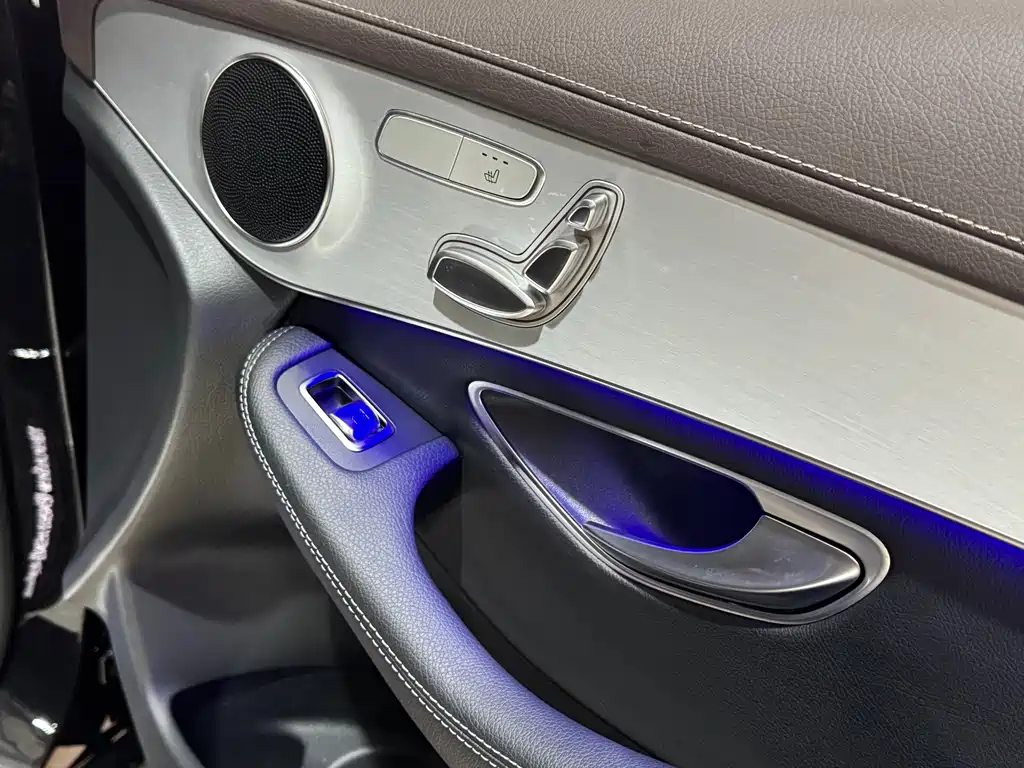 Mercedes-Benz GLC 2021