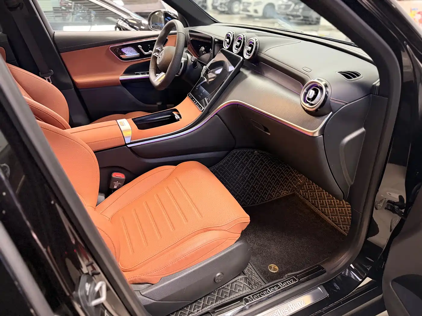 Mercedes-Benz GLC 2025