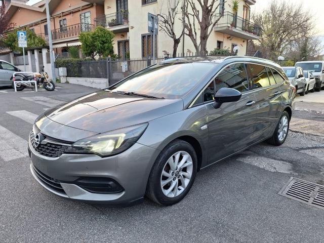 Opel Astra 2021
