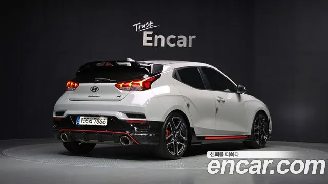 Hyundai Veloster 2021