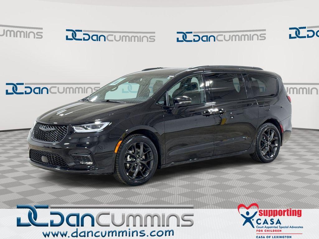 Chrysler Pacifica 2025