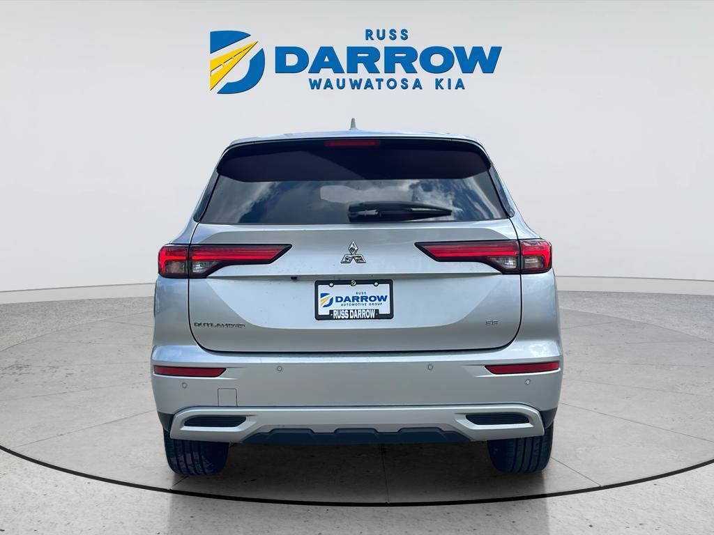 Mitsubishi Outlander 2024