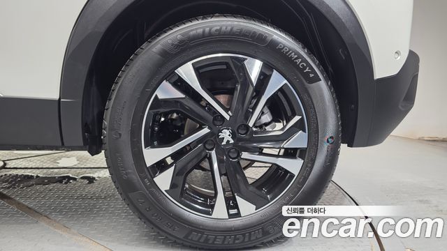 Peugeot 2008 2021