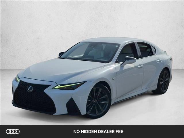 Lexus IS 2021