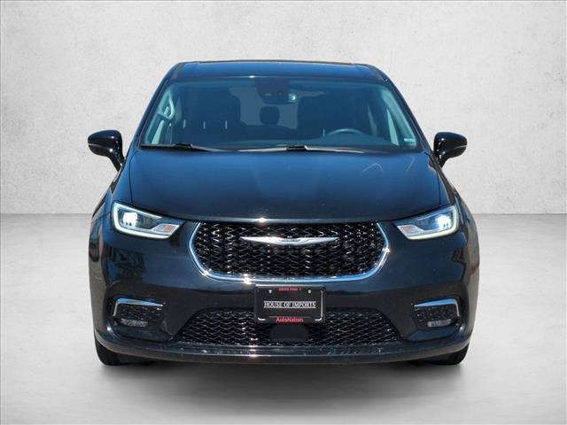 Chrysler Pacifica 2024