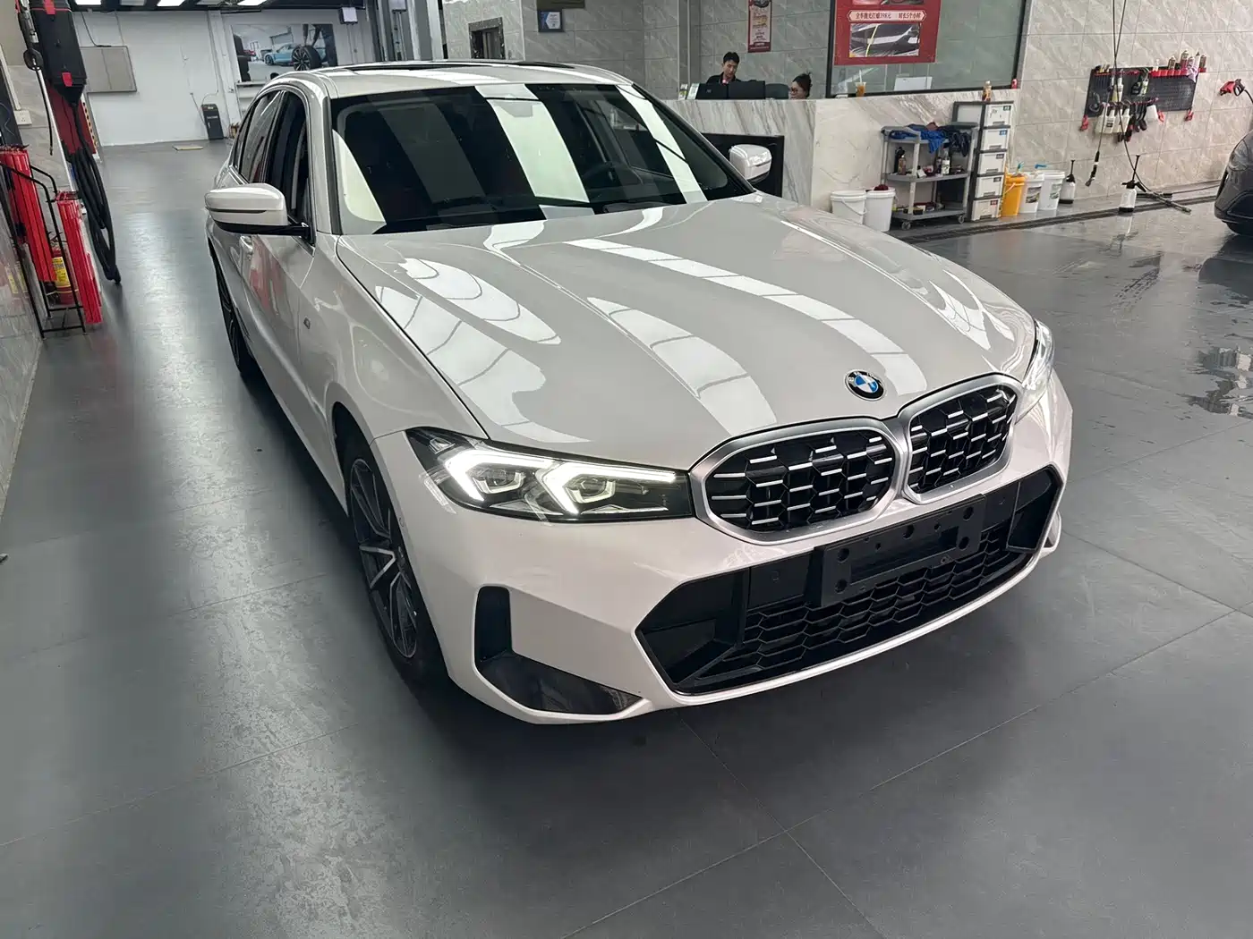 BMW 3 серии 2023