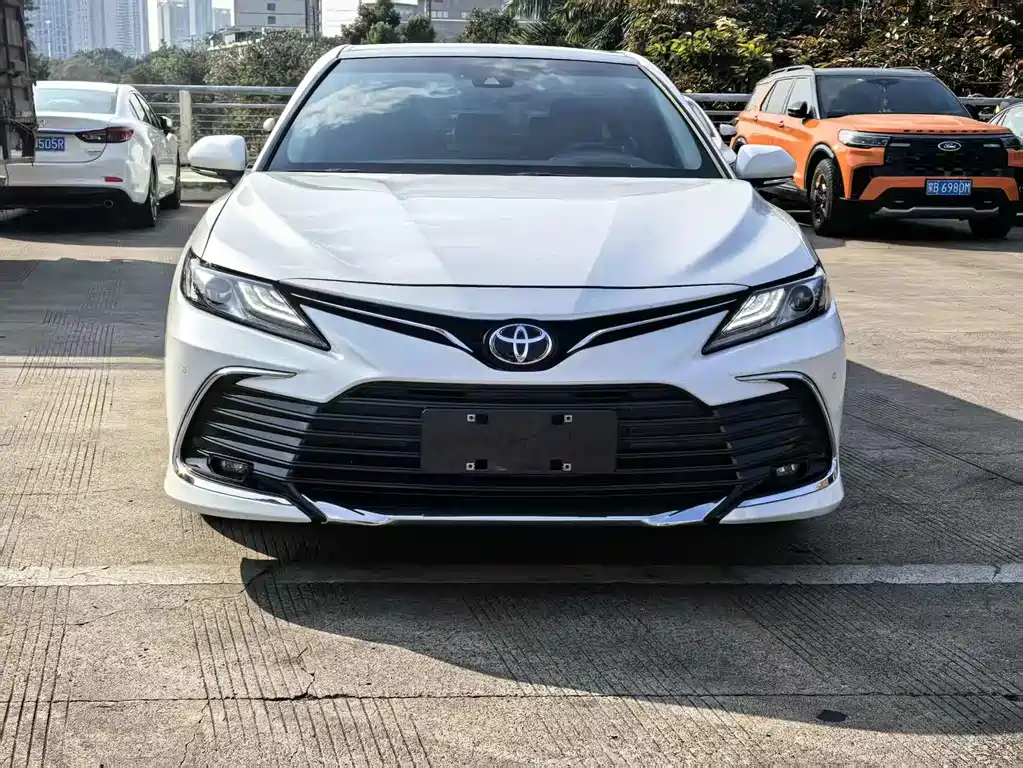 Toyota Camry 2023