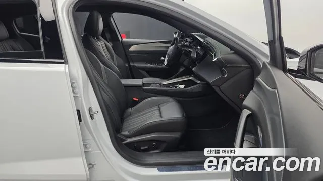 Peugeot 408 2025