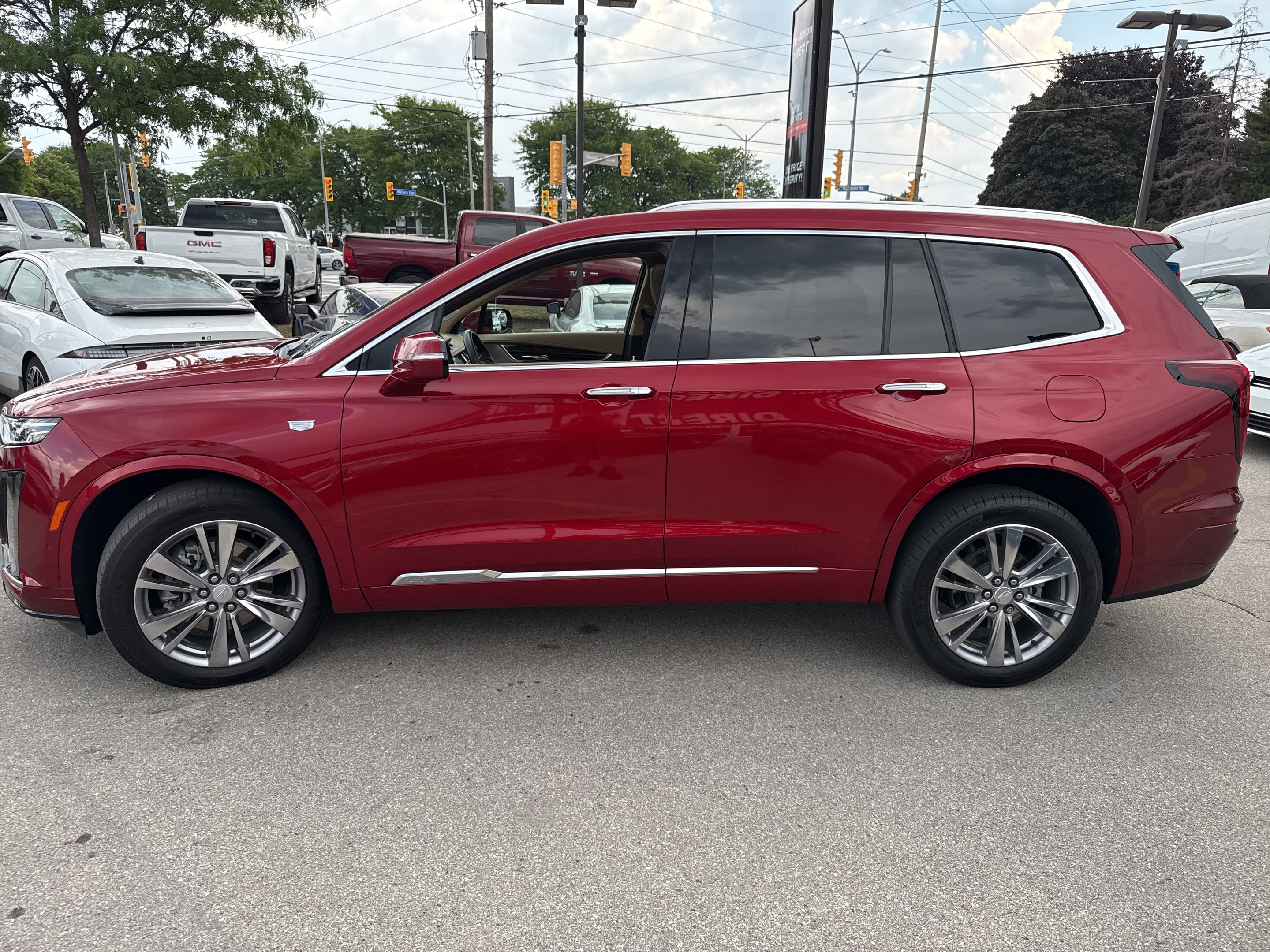 Cadillac XT6 2023