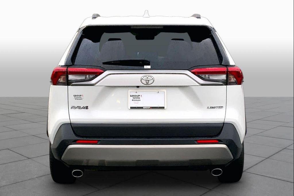 Toyota RAV4 2023