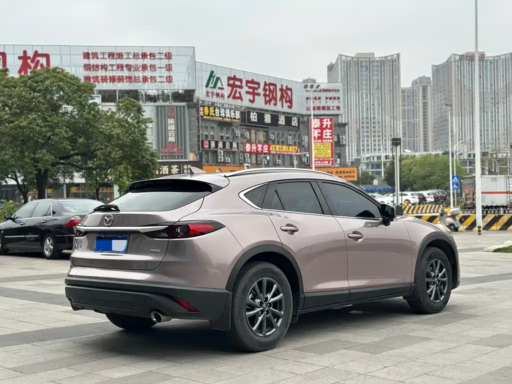 Mazda CX-4 2022